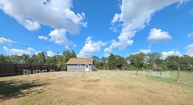 Building Photo - 1081 Private Rd 7023