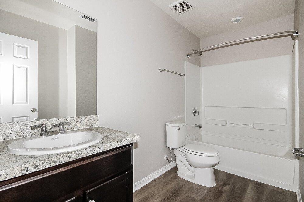 Building Photo - 10725 Southern Forest Dr