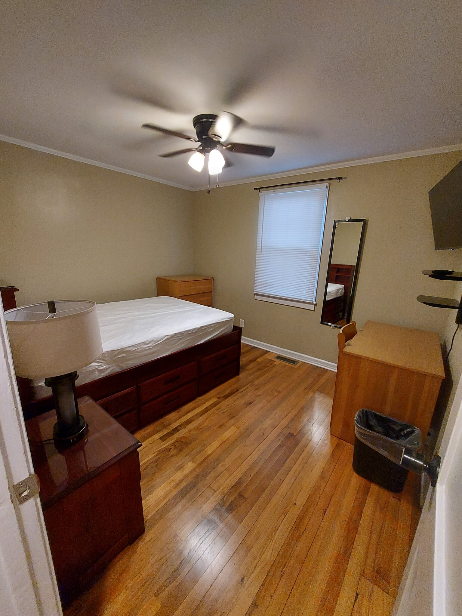 Bedroom - 1841 Kentucky Ave