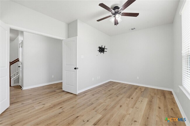Building Photo - 822 Terra Cotta Ct