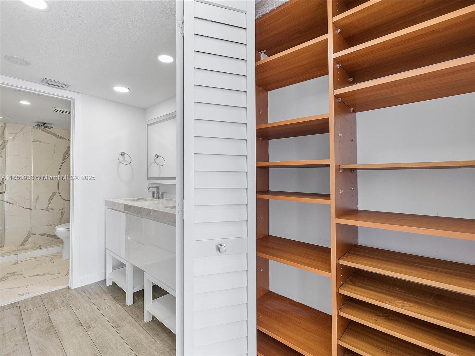 Building Photo - 9341 Collins Ave