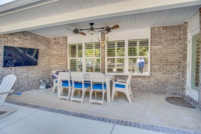 Building Photo - Backyard Bliss: Pool, Cabana & Fire Pit in...