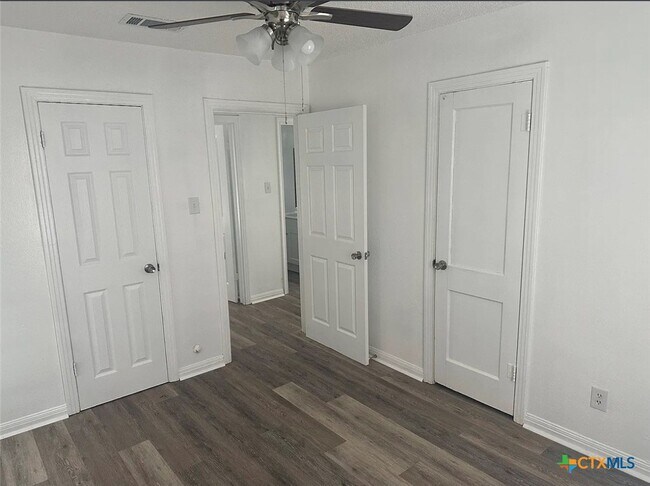 Building Photo - 1104 Duncan Ave