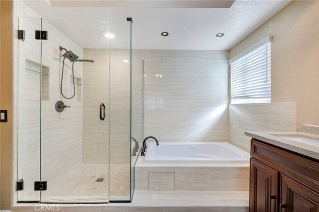 Building Photo - 5963 meadowood COurt