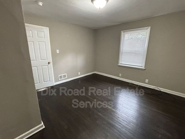 Building Photo - 1111 Richmond Ave