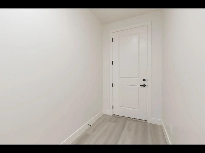 Building Photo - 286 S 1930 W