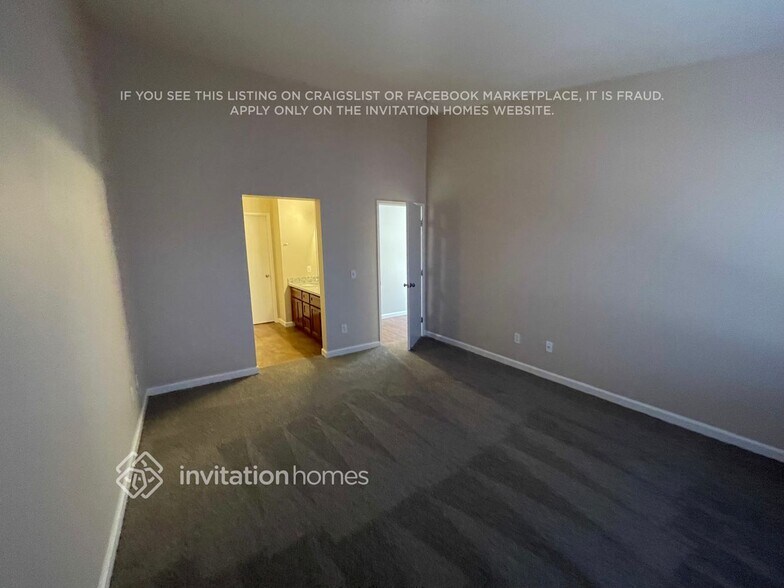 Building Photo - 1802 Gardenia Ct
