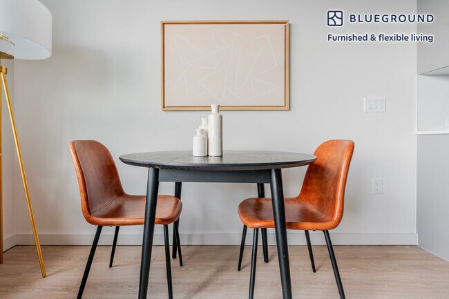 Building Photo - 3030 Potomac Ave