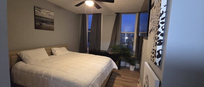 Building Photo - 414 Dayton St