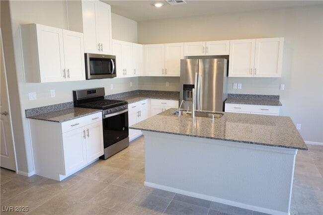 Building Photo - 5269 Acadia Leaf St