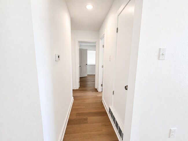 Building Photo - 1017 Terry Way