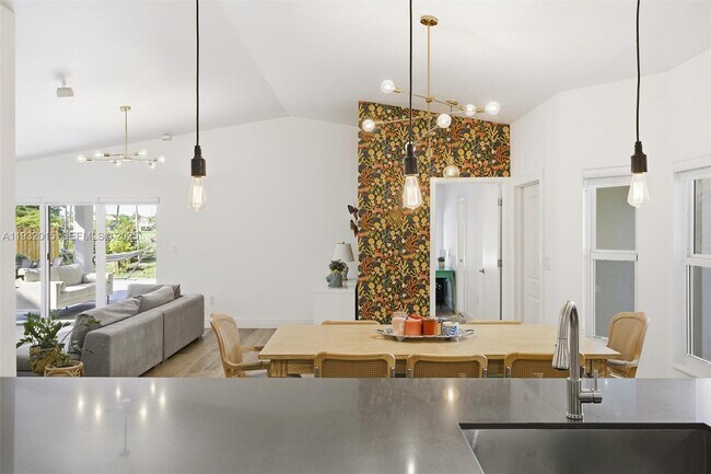 Building Photo - 10246 NW 57th Terrace