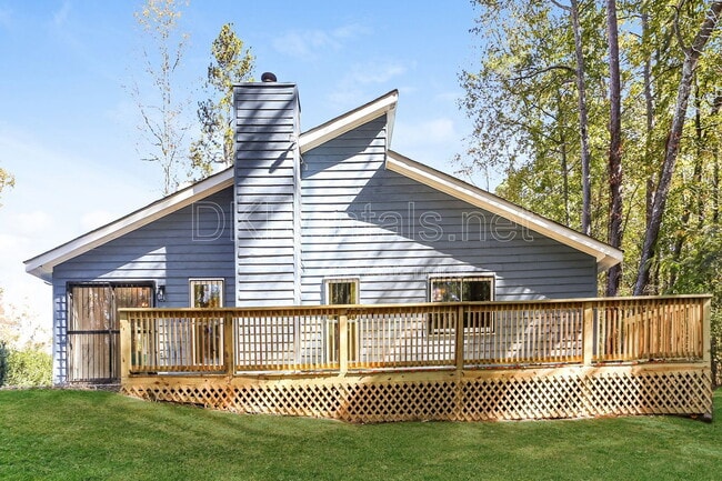 Building Photo - 135 Beethoven Ct