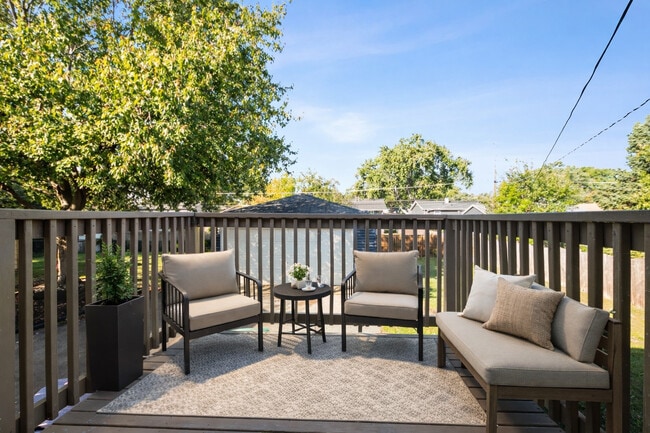 Building Photo - 16822 91st Ave