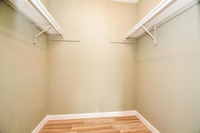 Building Photo - 17022 Quail Park Dr