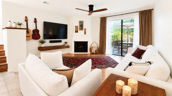Building Photo - 7122 Wood Hollow Dr