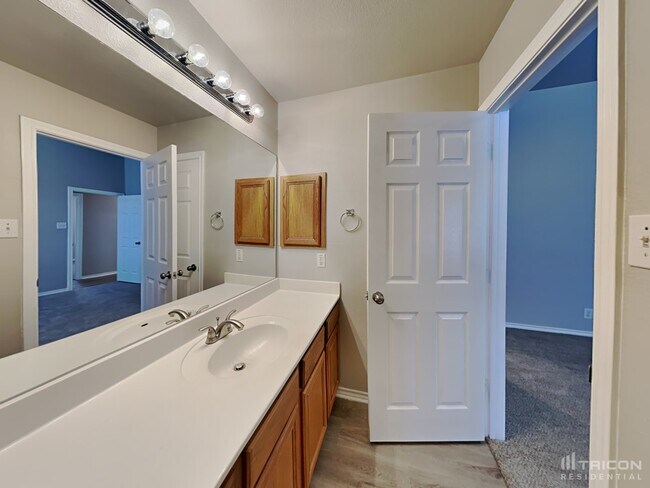 Building Photo - 1719 Joy Spring