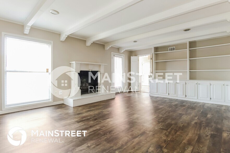 Building Photo - 5223 Braidwood Cove
