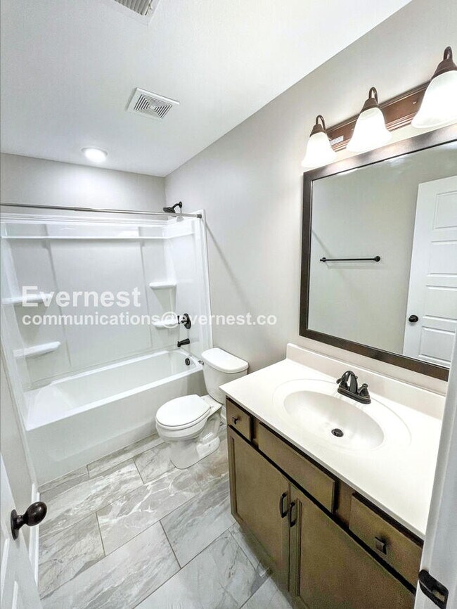 Building Photo - 1101 Cardinal Crk Dr