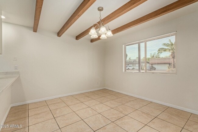 Building Photo - 2179 E Palmcroft Dr