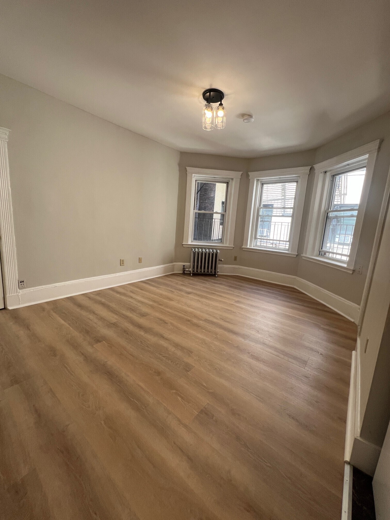 Building Photo - 59 Hemenway St