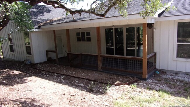 Building Photo - 1482 Birch Ln
