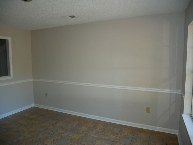 Building Photo - 37 Torbrook Cove
