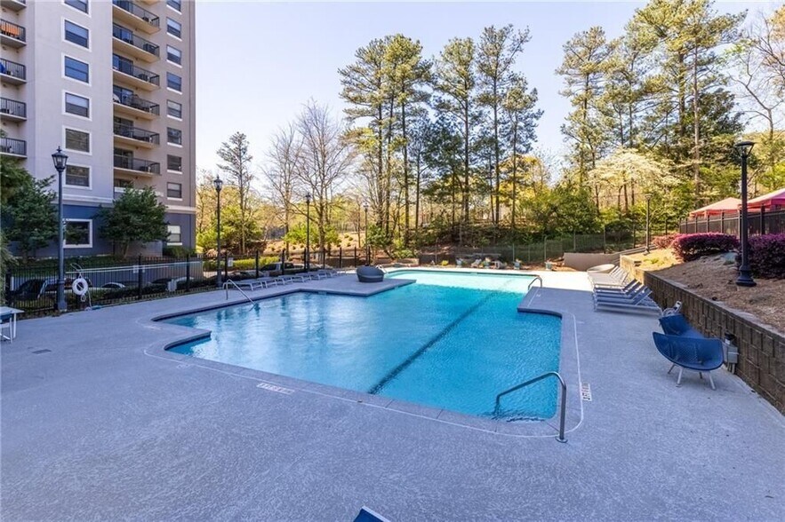 Building Photo - 795 Hammond Dr