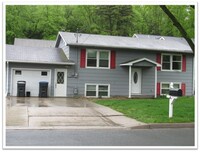 Building Photo - 214 James Ave