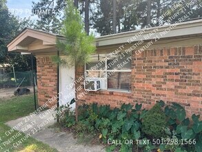 Building Photo - 1309 Plummer St