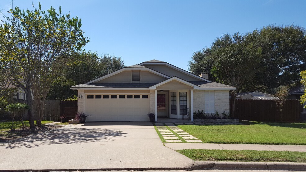 Primary Photo - 12050 Trotwood Drive