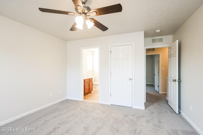 Building Photo - 8712 Chetwood Trace Dr