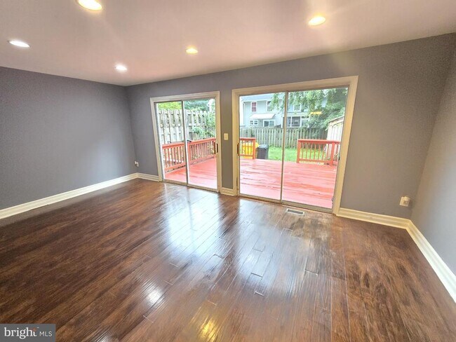 Building Photo - 7655 Sherlock Ct