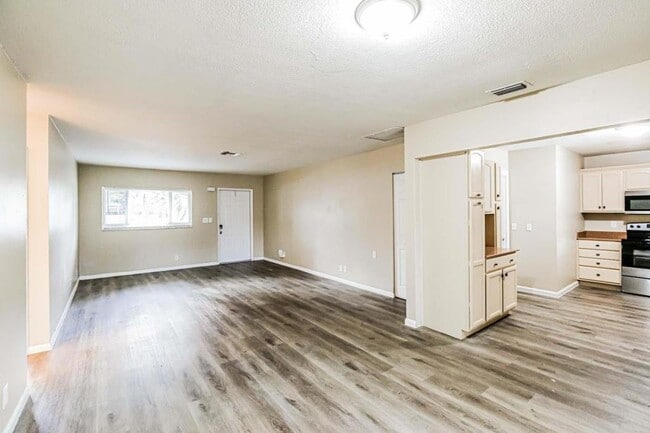 Building Photo - 6730 NW 28th Way