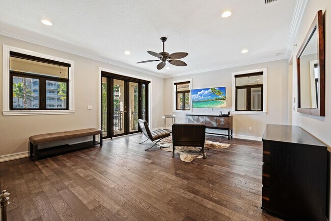 Building Photo - 95 Isle of Venice Dr