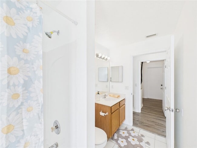 Building Photo - 8135 100th Ave