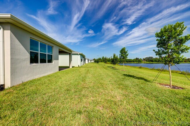Building Photo - 12712 SW Eleanor Dr