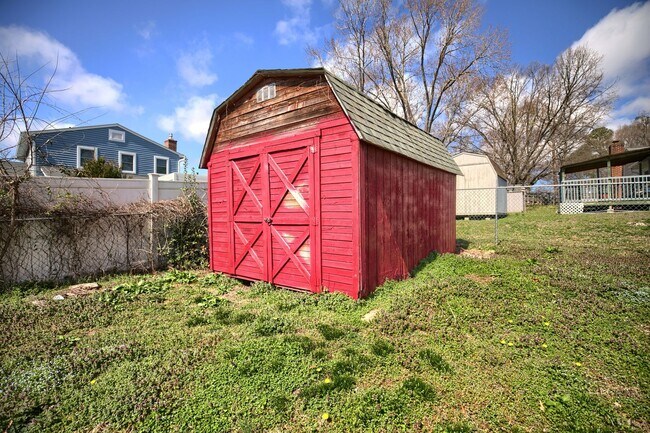 Building Photo - For more information, contact Sabrina at 757-767-0767