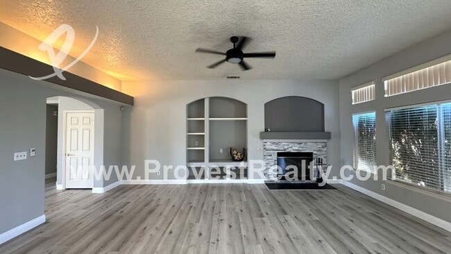 Building Photo - 13858 Rincon Rd