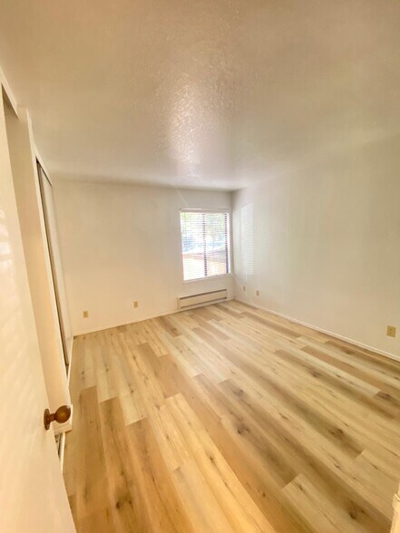 Building Photo - 3300 Wolcott Cmn