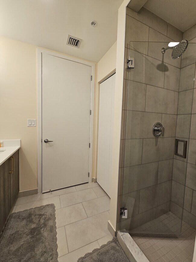Building Photo - 26589 Rosewood Pointe Dr