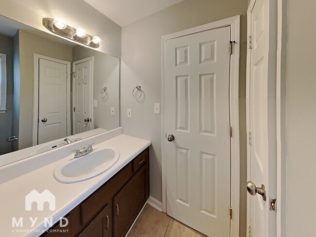 Building Photo - 51 Richaven Pl