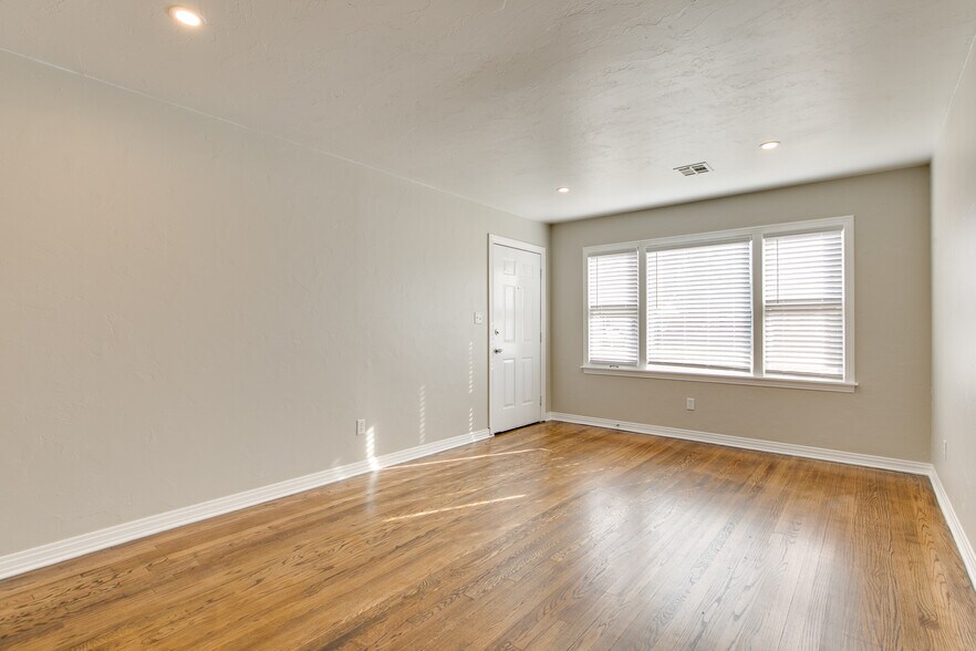 Building Photo - 3012 NW 44th St