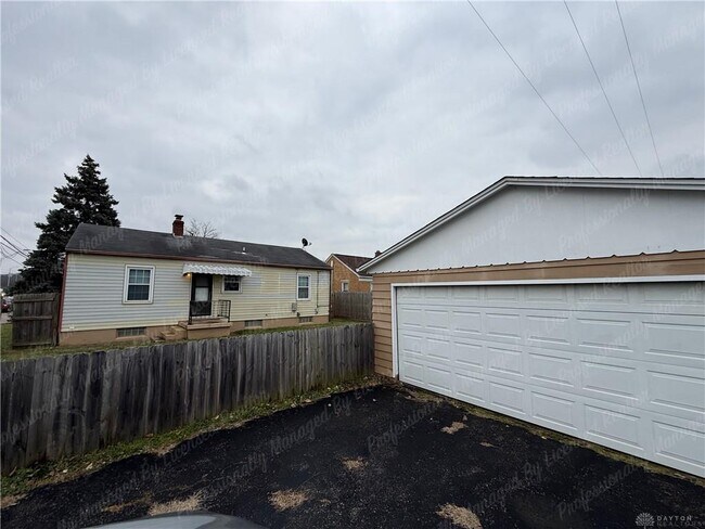 Building Photo - 4001 Ellery Ave