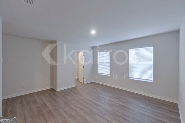 Building Photo - 528 Ivy Brook Way
