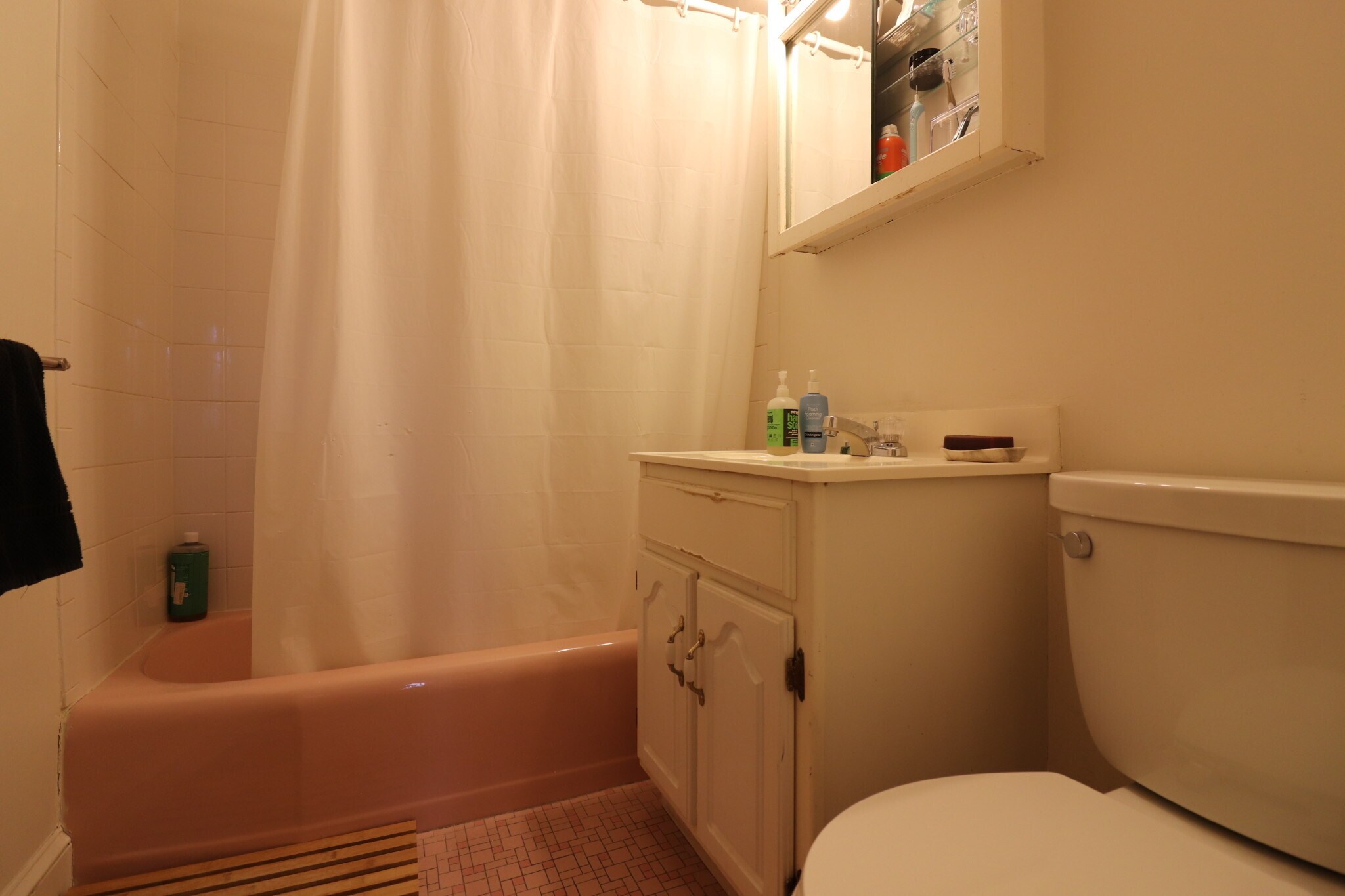 Building Photo - 199 Winthrop Rd