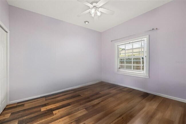 Building Photo - 4102 W Sevilla St