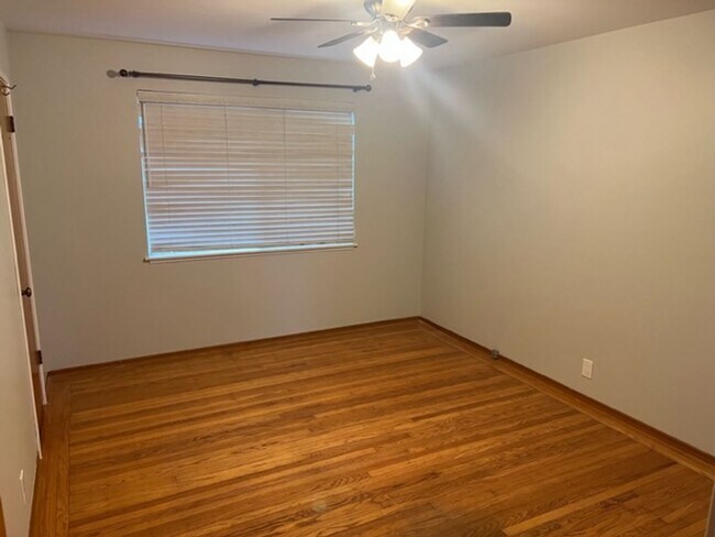 Building Photo - 1138 London Ave