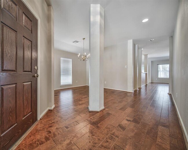 Building Photo - 1810 Carly Cove Ct