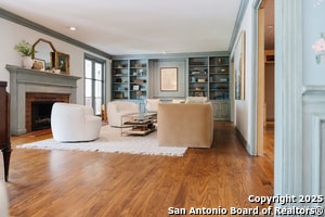 Building Photo - 140 W Fair Oaks Pl